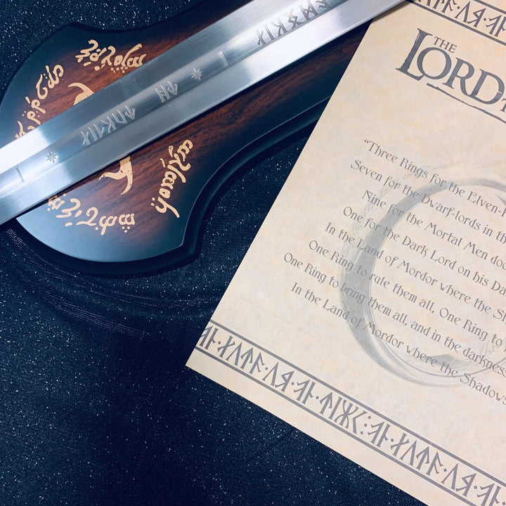 Lord of the Rings Anduril The Sword Of King Elessar Aragorn Sword by United Cutlery