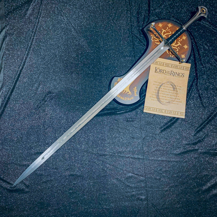 Lord of the Rings Anduril The Sword Of King Elessar Aragorn Sword by United Cutlery