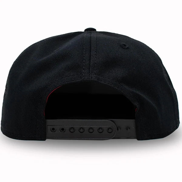 BLEACH Ichigo Lenticular Bill Embroidered Logo Snapback Hat