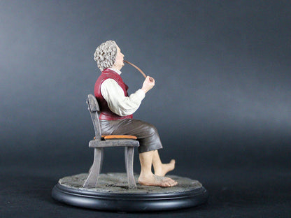 Lord of the Rings Bilbo Baggins Sitting on the Bench Mini Statue by Weta Workshop