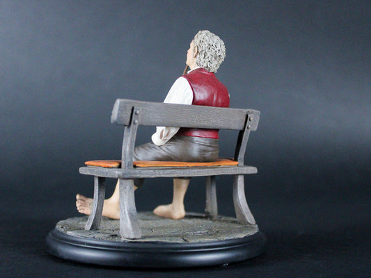 Lord of the Rings Bilbo Baggins Sitting on the Bench Mini Statue by Weta Workshop
