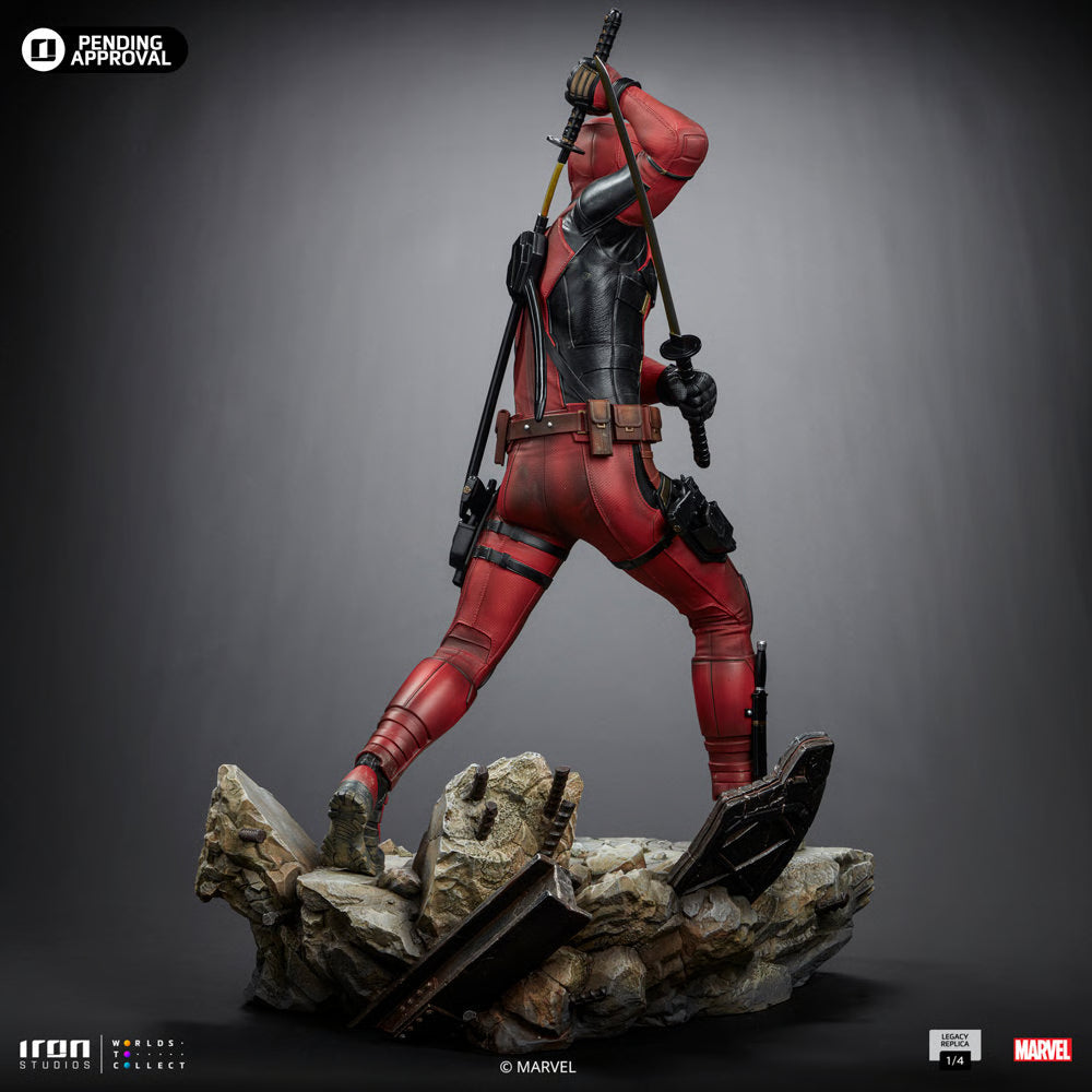 Deadpool Marvel Deadpool and Wolverine Movie Quarter Scale Statue by Iron Studios