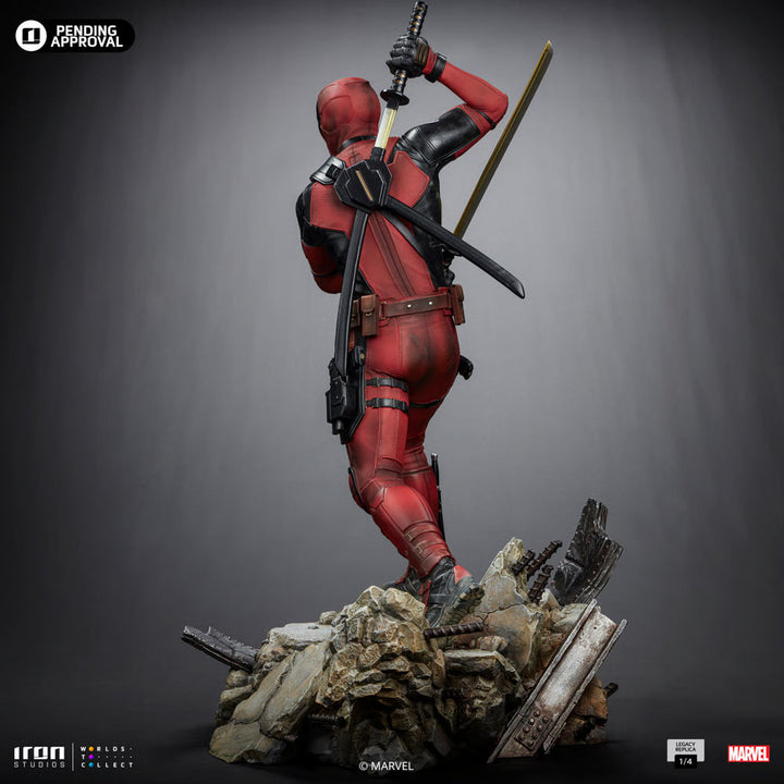 Deadpool Marvel Deadpool &amp; Wolverine Movie Quarter Scale Statue by Iron Studios