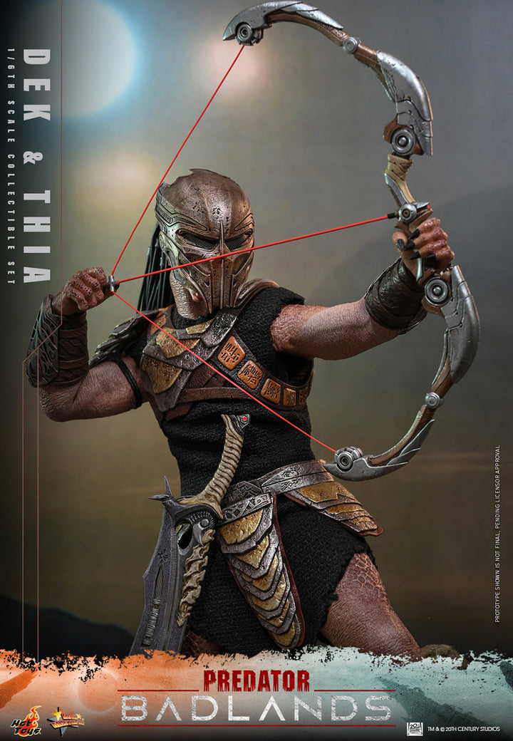 *Pre-Order* Dek and Thia (Predator: Badlands) Sixth Scale Figure Set by Hot Toys