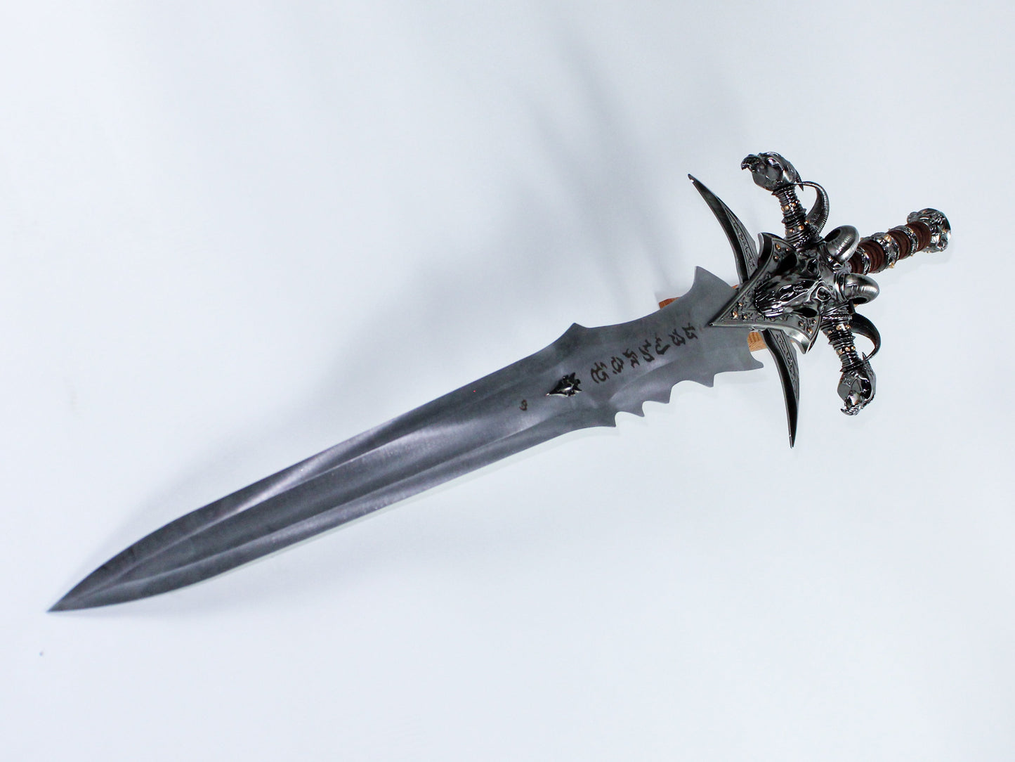 World of Warcraft: Frostmourne Steel Replica Sword