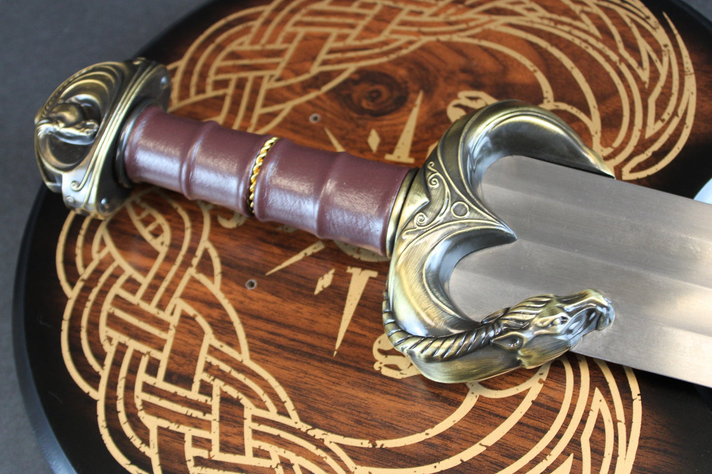 Lord of the Rings Eomer Rohan Sword Guthwine Metal Replica