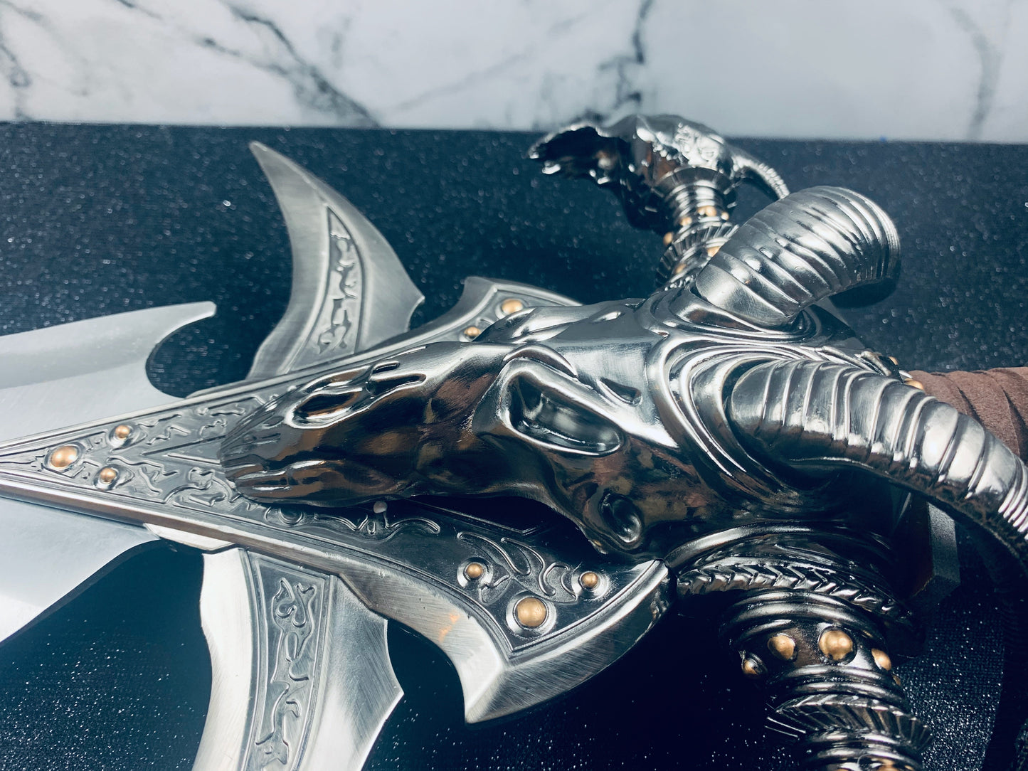 World of Warcraft: Frostmourne Steel Replica Sword