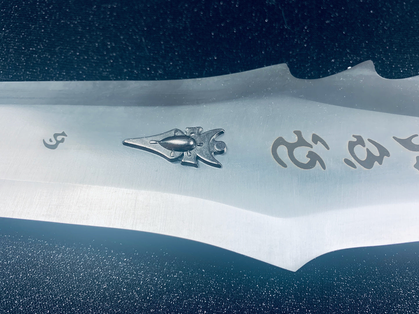 World of Warcraft: Frostmourne Steel Replica Sword