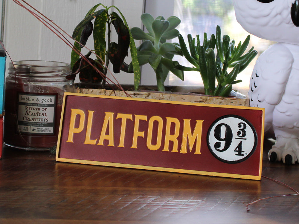 Harry Potter Platform 9 3/4 Hogwarts Express Desk Sign