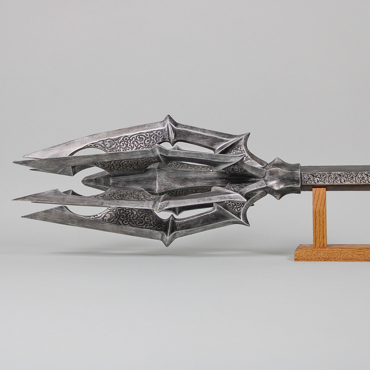 Lord of the Rings Sauron Mace and Banner Replica with One Ring