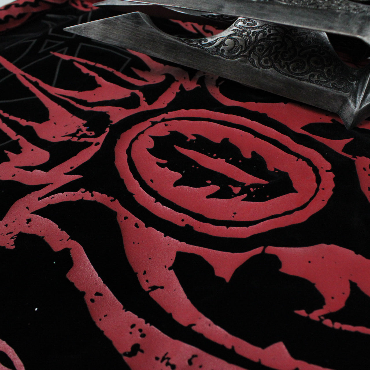 Lord of the Rings Sauron Mace and Banner Replica with One Ring