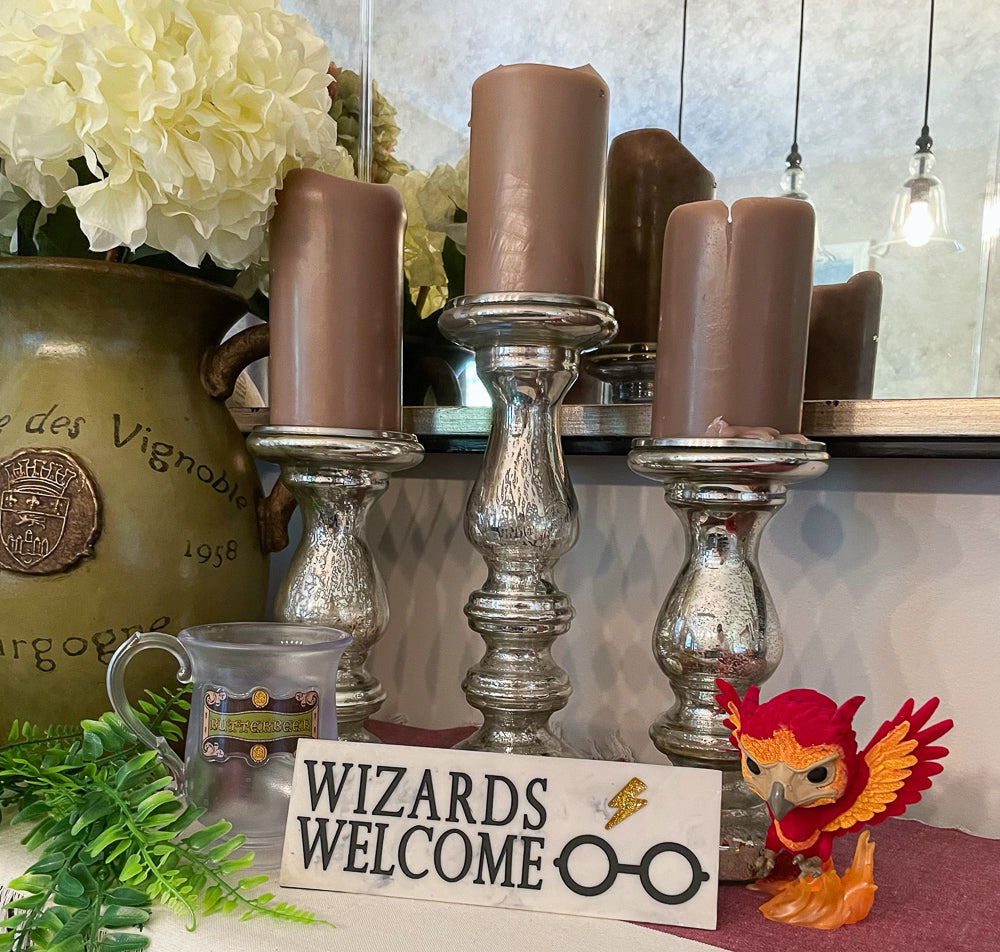 Harry Potter Wizards Welcome Hogwarts Desk Sign