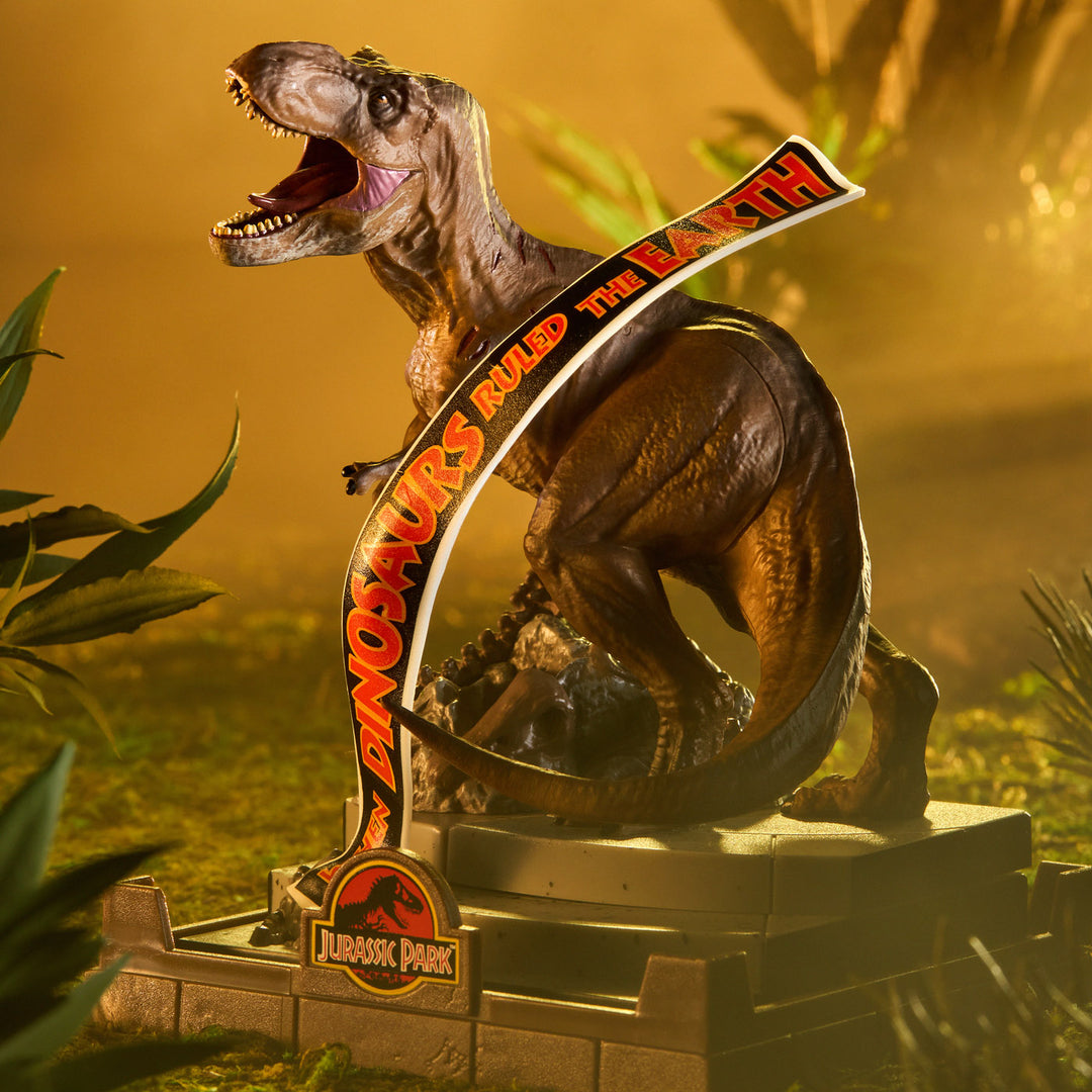 Jurassic Park Dinosaur Tyrannosaurus Rex Figure Noble Collection