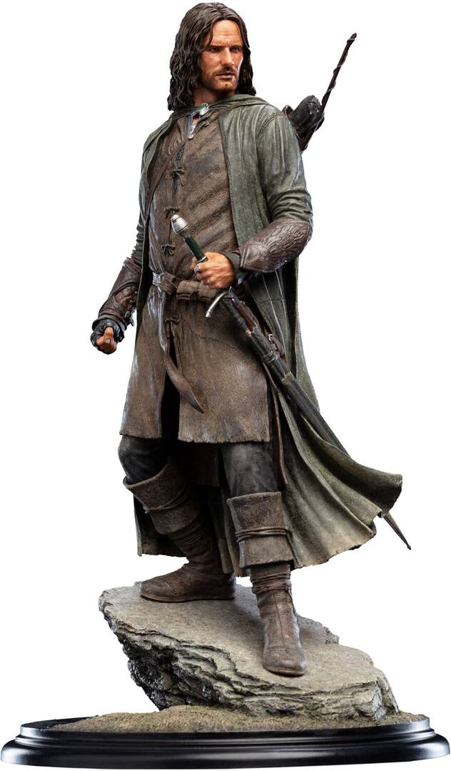 Lord of the Rings Aragorn (Strider Hunter of the Plains) Statue by Weta Workshop