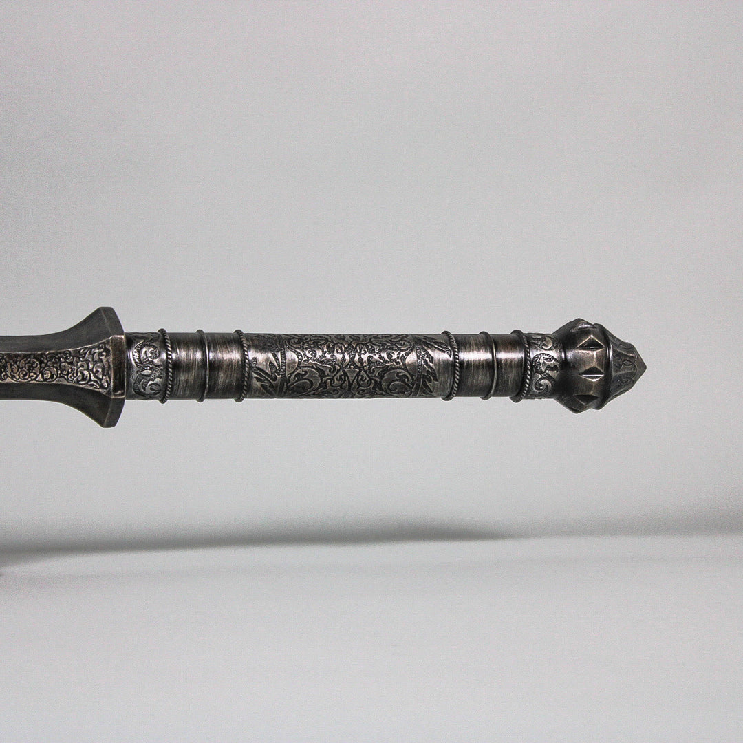 Lord of the Rings Sauron Mace and Banner Replica with One Ring