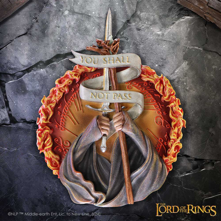 Lord of the Rings Gandalf the Grey "You Shall Not Pass" Wall Plaque