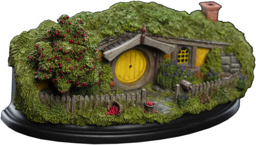Lord of the Rings 13 Apple Orchard Hobbit Hole Statue by Weta Workshop