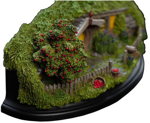 Lord of the Rings 13 Apple Orchard Hobbit Hole Statue by Weta Workshop