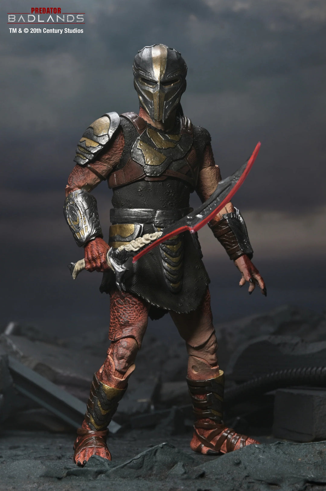 Predator: Badlands - Ultimate Dek (Training Armor) 7" NECA Action Figure