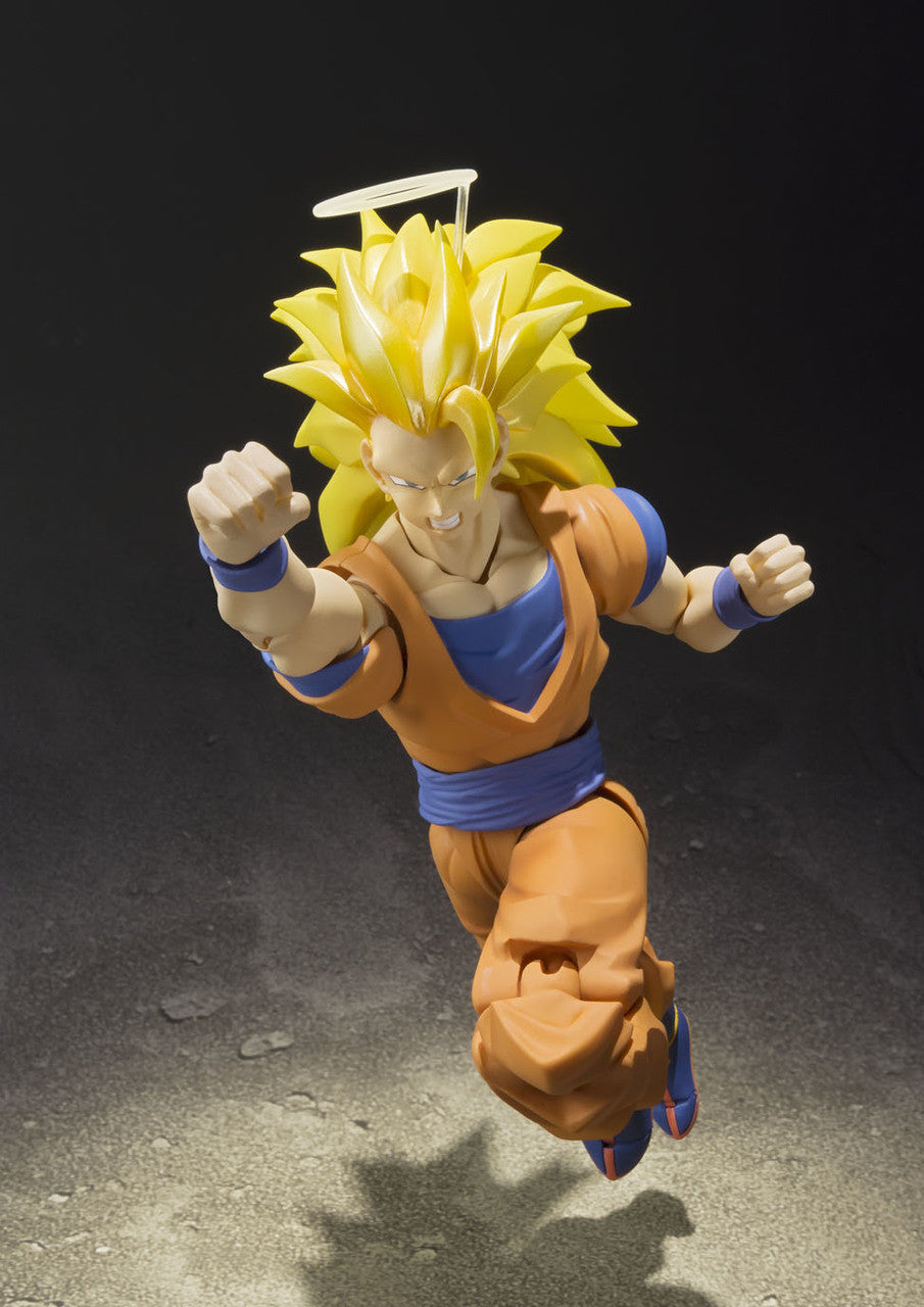 Super Saiyan 3 Goku Action SH Figuarts Figure