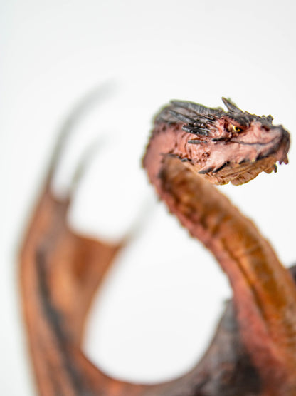 The Lord of the Rings The Hobbit Smaug The Magnificent Mini Statue by Weta Workshop