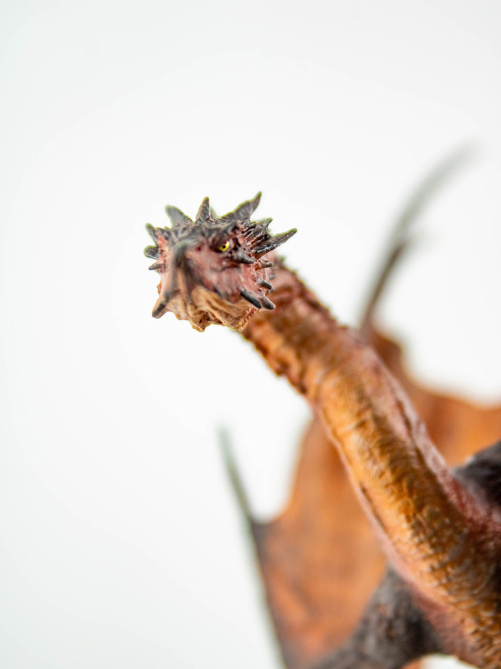 The Lord of the Rings The Hobbit Smaug The Magnificent Mini Statue by Weta Workshop