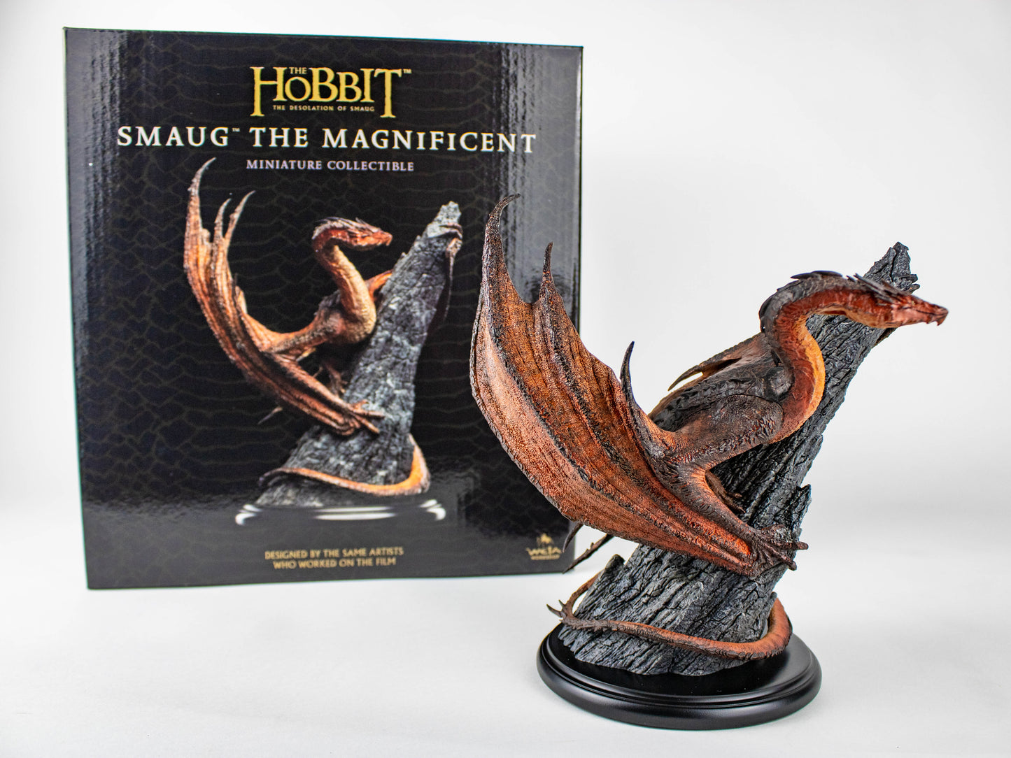 The Lord of the Rings The Hobbit Smaug The Magnificent Mini Statue by Weta Workshop