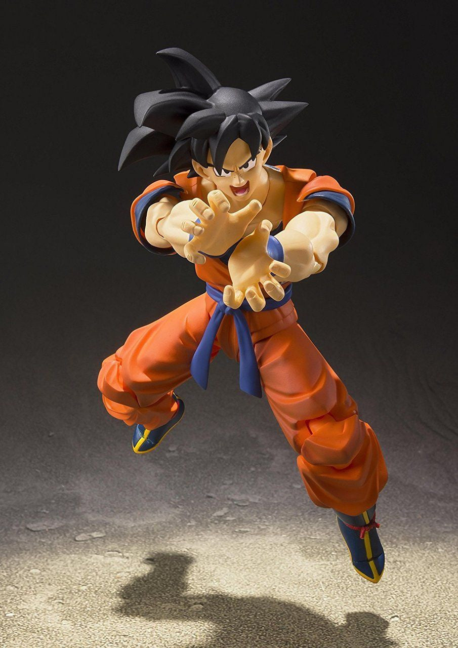 Dragon Ball Son Goku-A Saiyan Raised on Earth  SH Figuarts Figure
