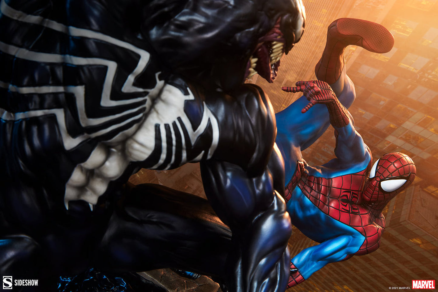 Spider-Man vs Venom Maquette Statue by Sideshow Collectibles