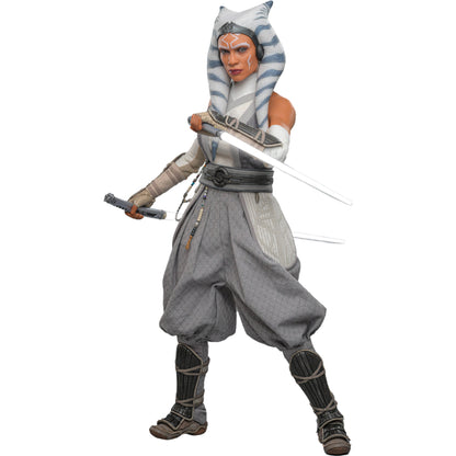 Star Wars: Ahsoka Ahsoka Tano Sixth Scale Figure by Hot Toys