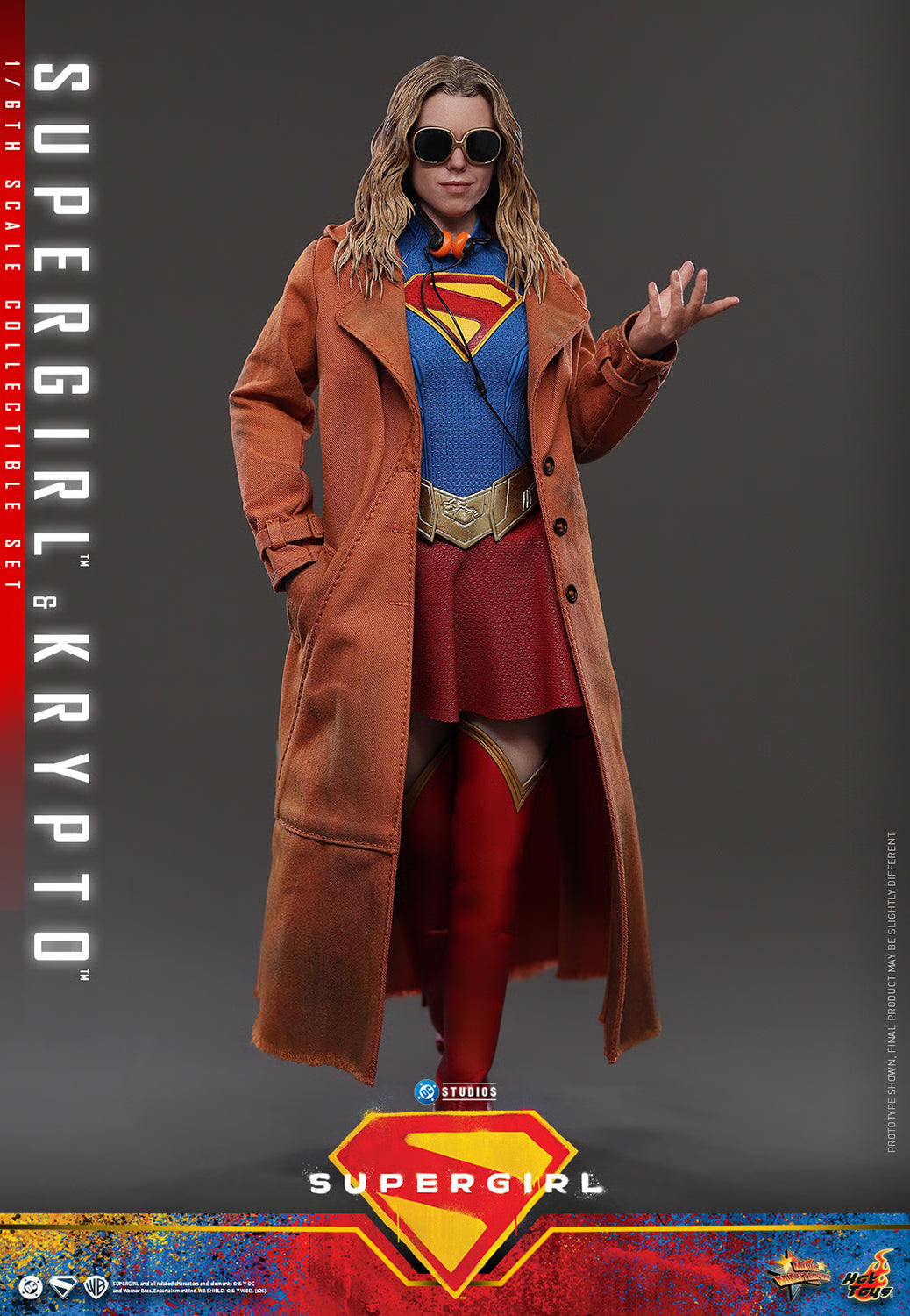 *Pre-Order* Supergirl &amp; Krypto (DC Comics) Sixth Scale Figure Set by Hot Toys