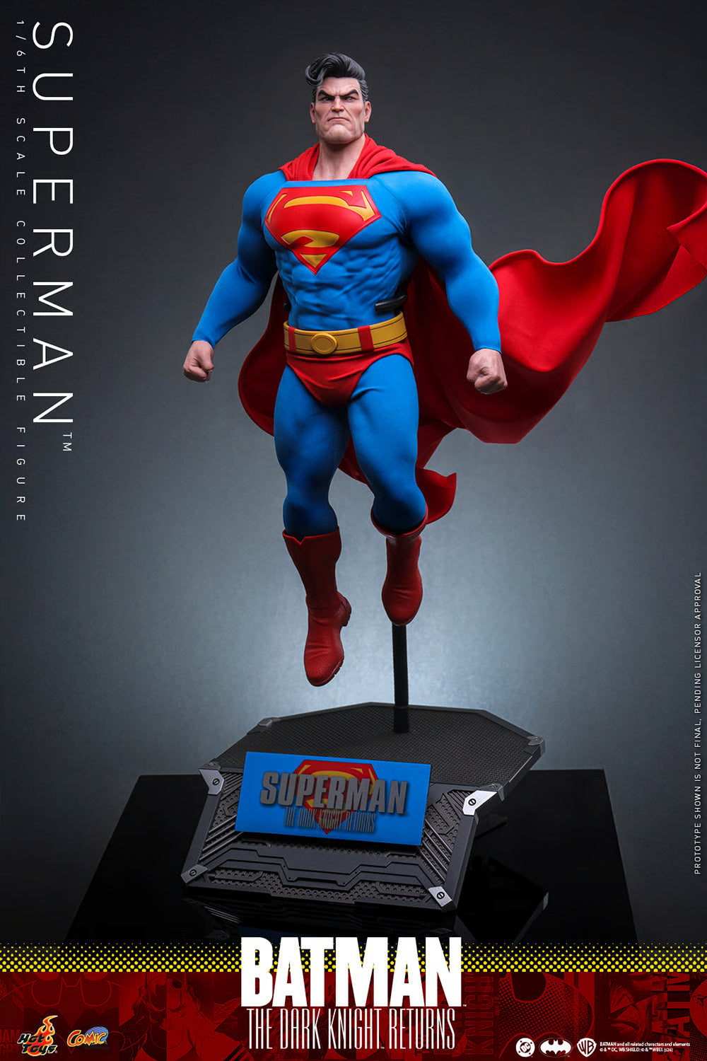 *Pre-Order* Superman (Batman: The Dark Knight Returns) Sixth Scale Figure by Hot Toys