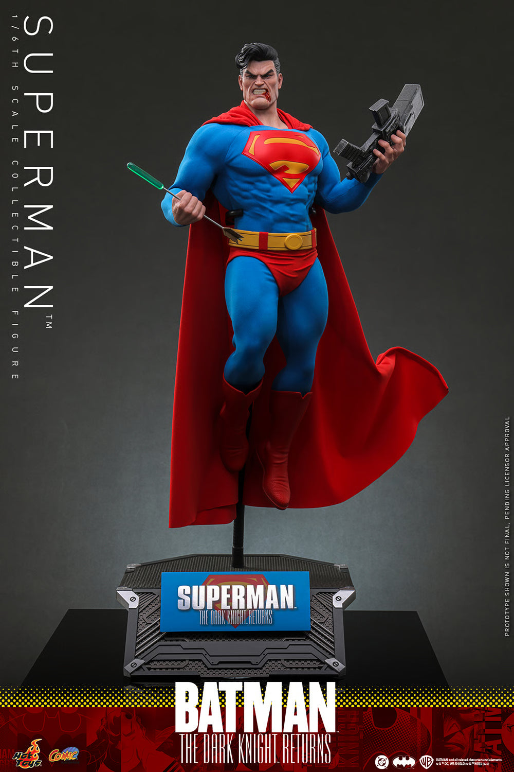 *Pre-Order* Superman (Batman: The Dark Knight Returns) Sixth Scale Figure by Hot Toys