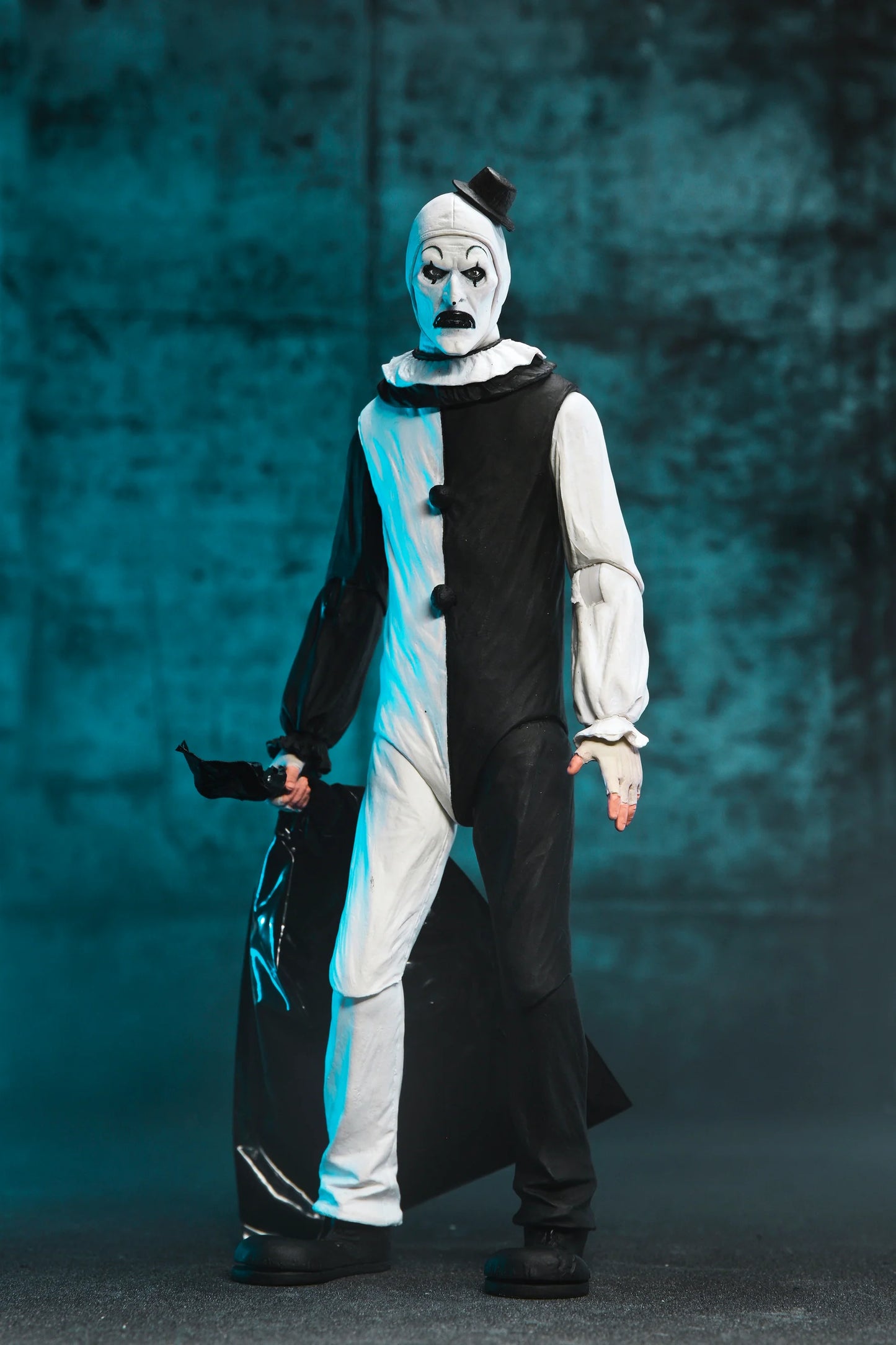 Terrifier - Ultimate Art the Clown 7" Scale NECA Action Figure