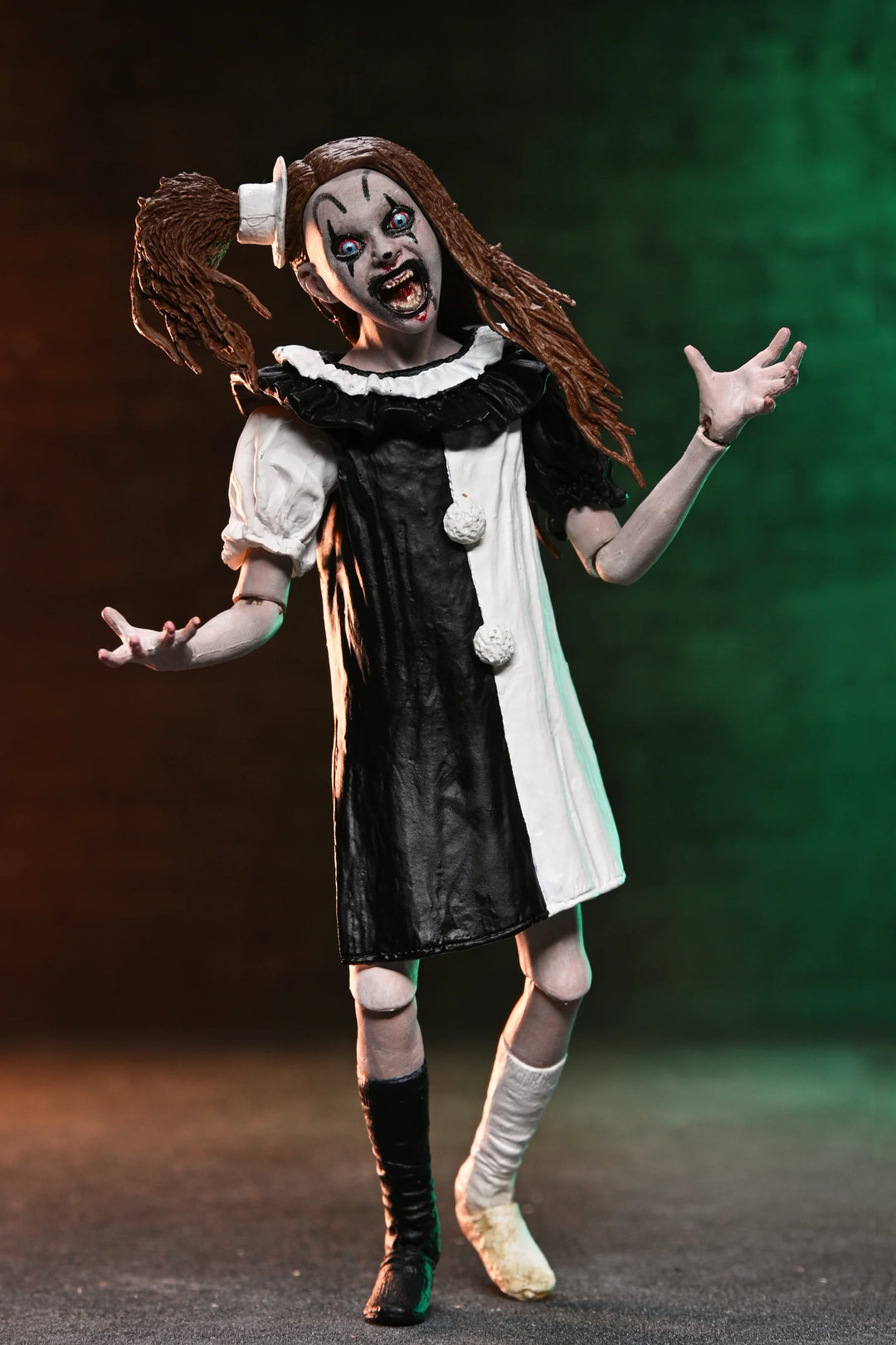 Terrifier 2 - Ultimate Art the Clown and The Little Pale Girl 7" Scale NECA Action Figure (2-Pack)