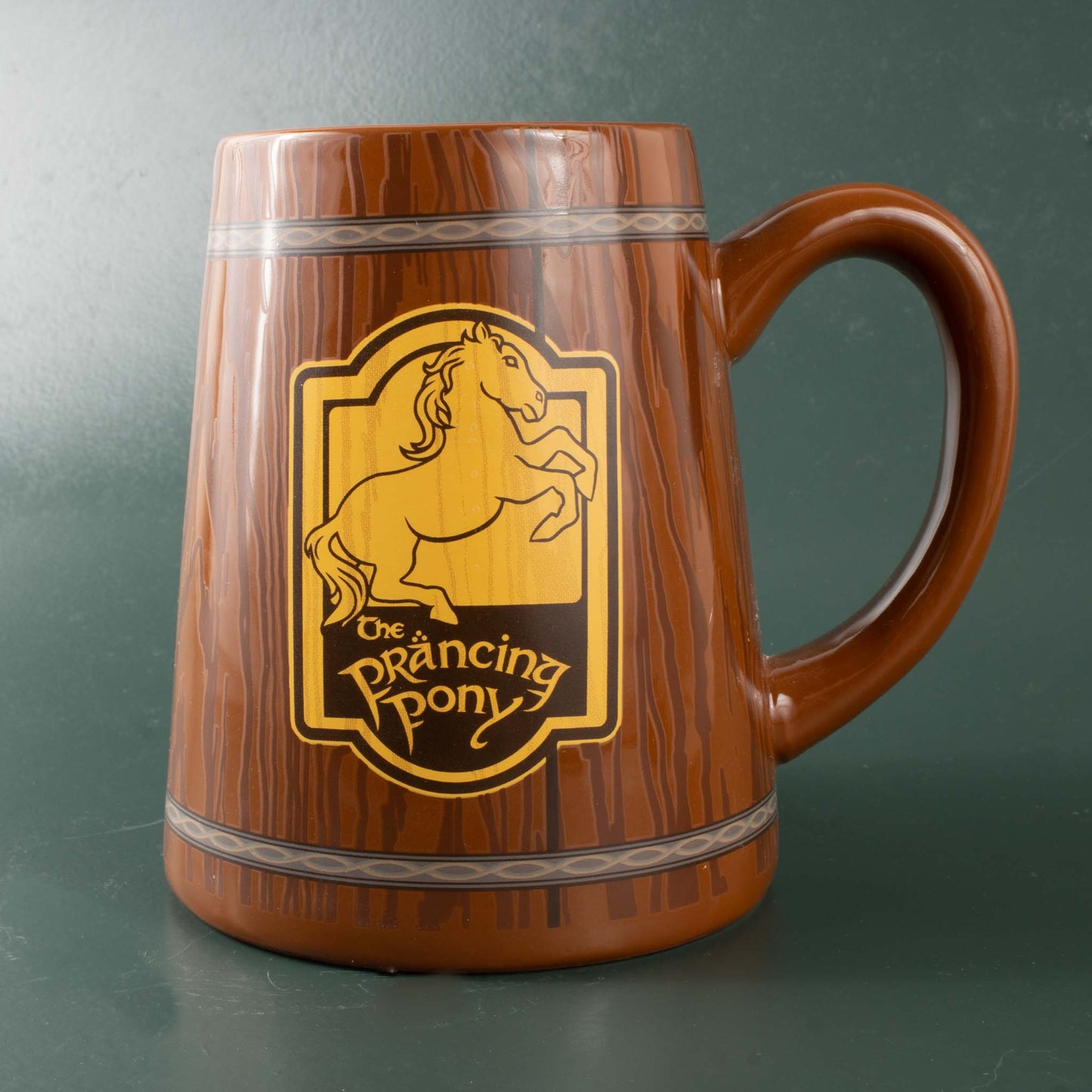 Lord of the Rings The Prancing Pony Inn 20oz Sculpted Ceramic Mug