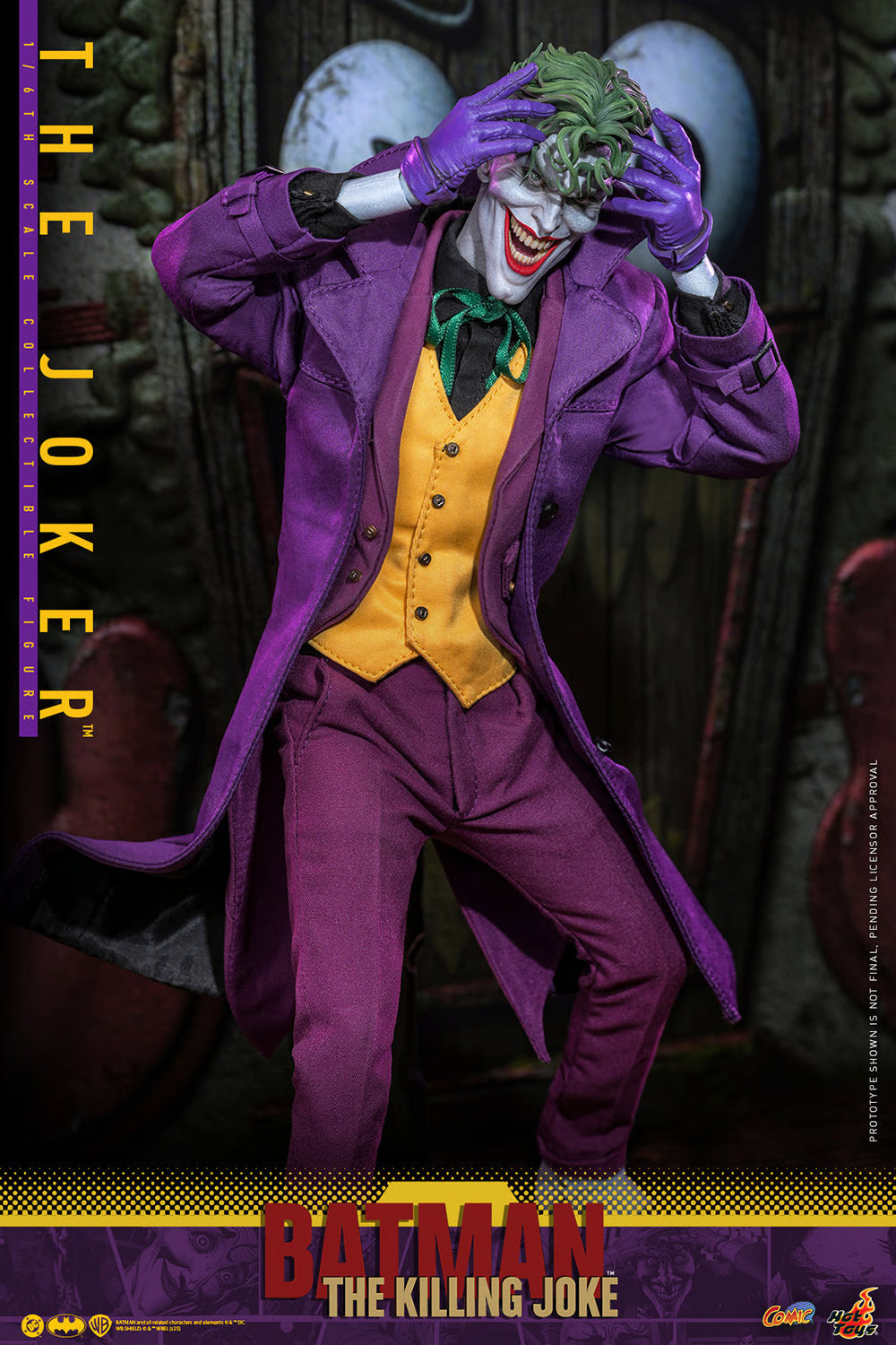 *Pre-Order* DC Comics The Joker Sixth Scale Figure by Hot Toys