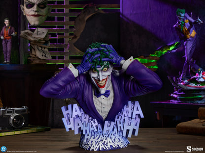 *Pre-Order* The Joker (DC Comics) Bust by Sideshow Collectibles