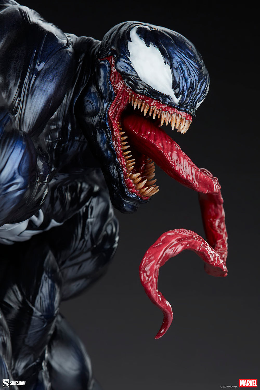 *Pre-Order* Venom Marvel Comics Premium Format Statue by Sideshow Collectibles