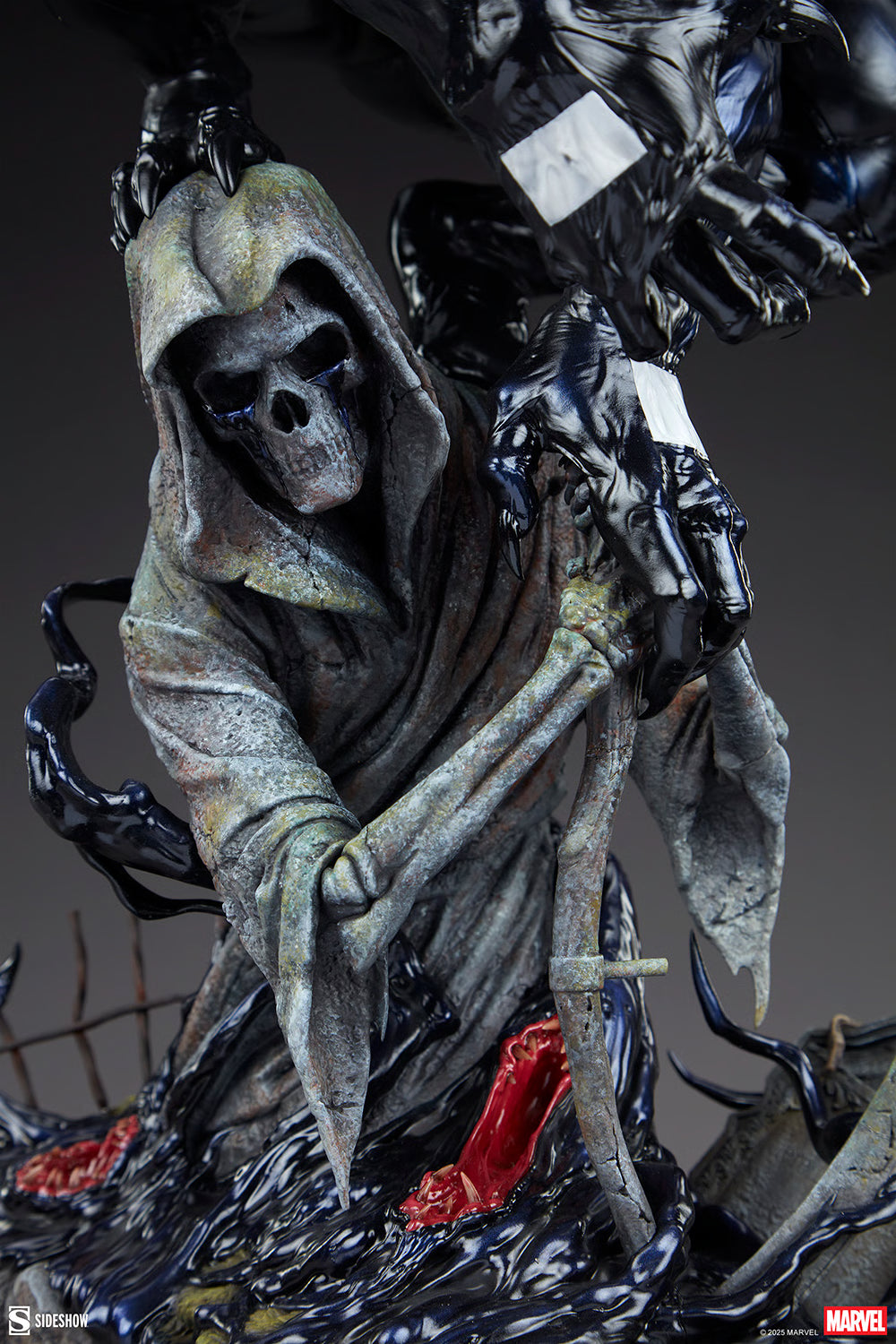*Pre-Order* Venom Marvel Comics Premium Format Statue by Sideshow Collectibles