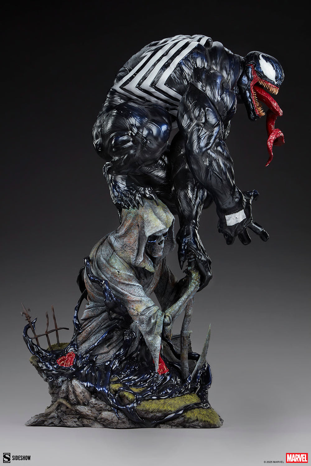 *Pre-Order* Venom Marvel Comics Premium Format Statue by Sideshow Collectibles