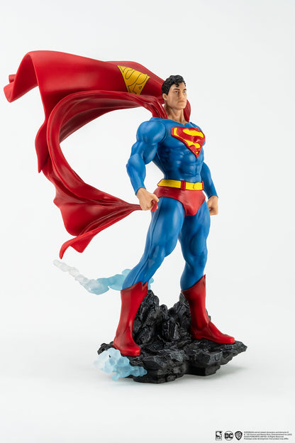 Superman DC Comics Heroes 1/8 Scale Statue by Pure Arts