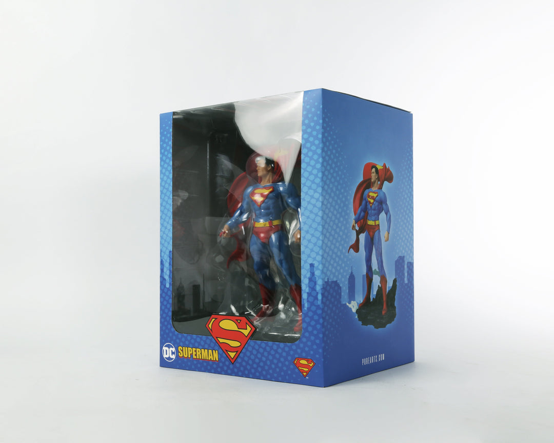 Superman DC Comics Heroes 1/8 Scale Statue by Pure Arts