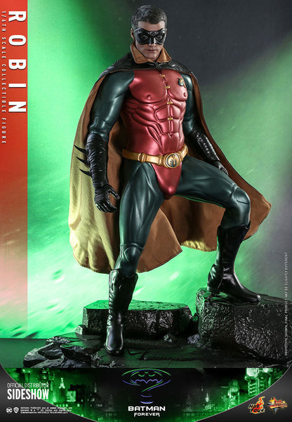 Robin Batman (DC Comics)  Forever Sixth Scale Figure by Hot Toys