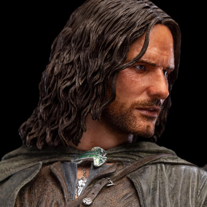 Lord of the Rings Aragorn (Strider Hunter of the Plains) Statue by Weta Workshop