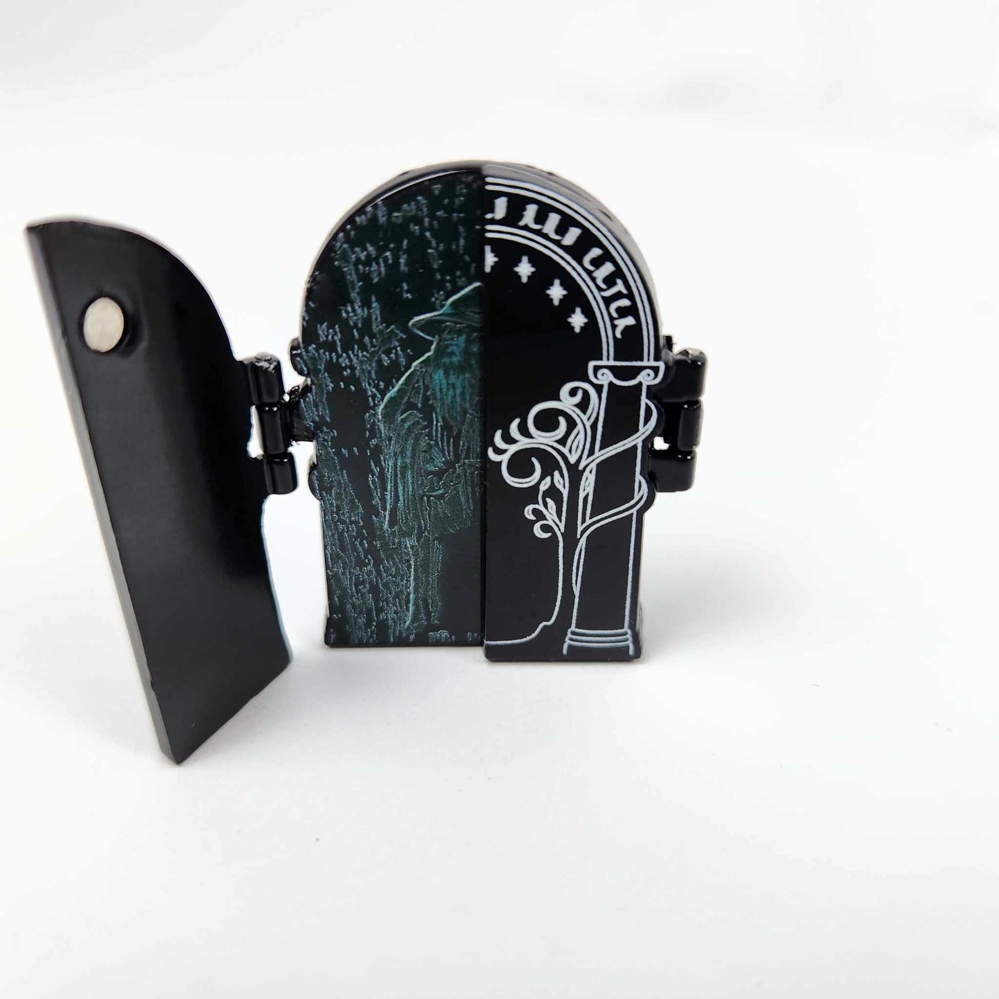Doors of Durin The Lord of the Rings Magnetic Opening Metal Pin