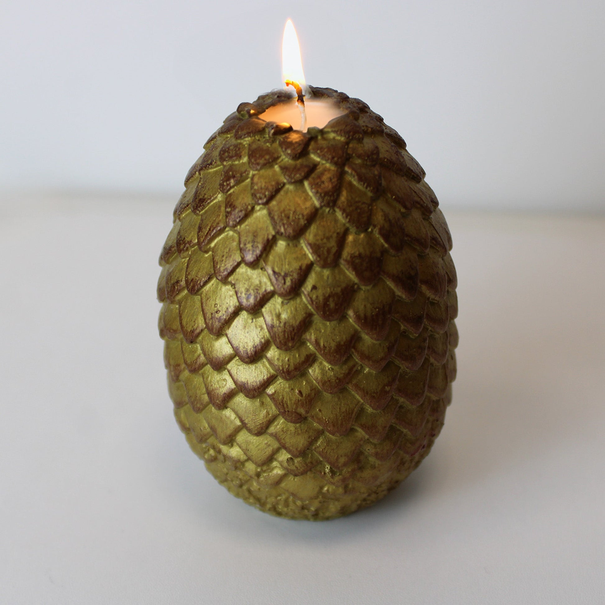 Game of Thrones Sculpted Dragon Egg Candle