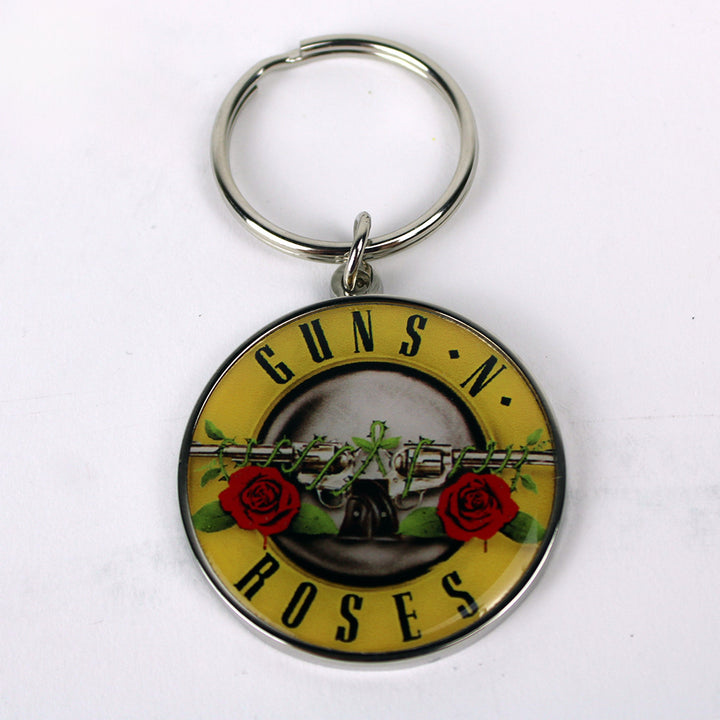 Guns N&