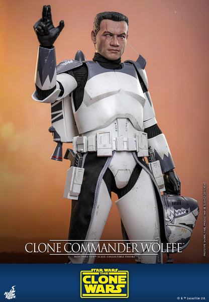 Star Wars The Clone Wars Clone Commander Wolffe Sixth Scale Figure by Hot Toys