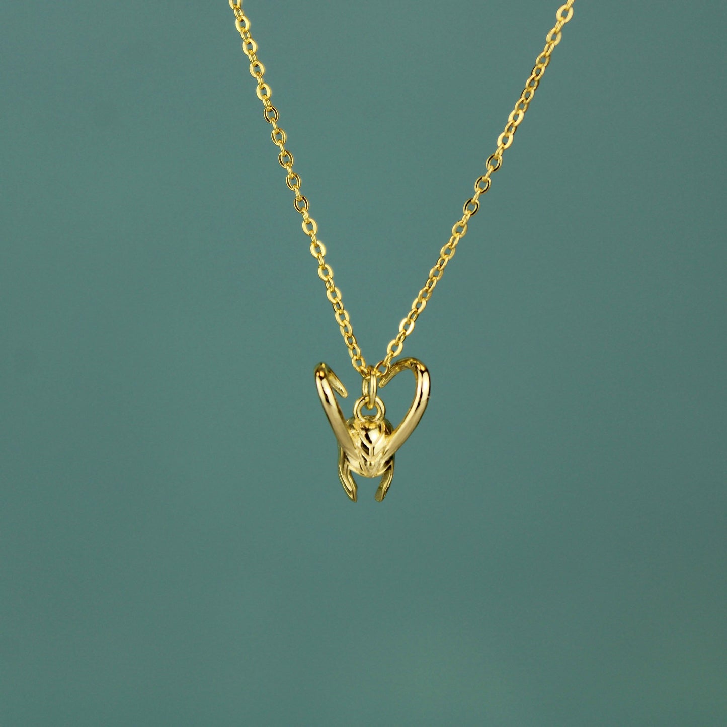 Loki Helmet (Marvel) Precious Metal Necklace